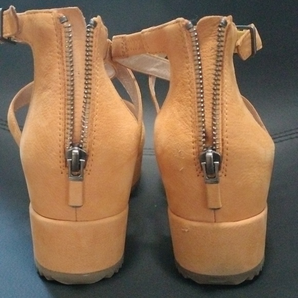 Eileen Fisher wedged Sandals size 9 - Picture 5 of 16